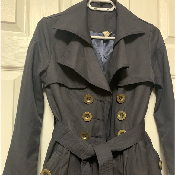 Dress coat 🧥 - Picture 3 of 8